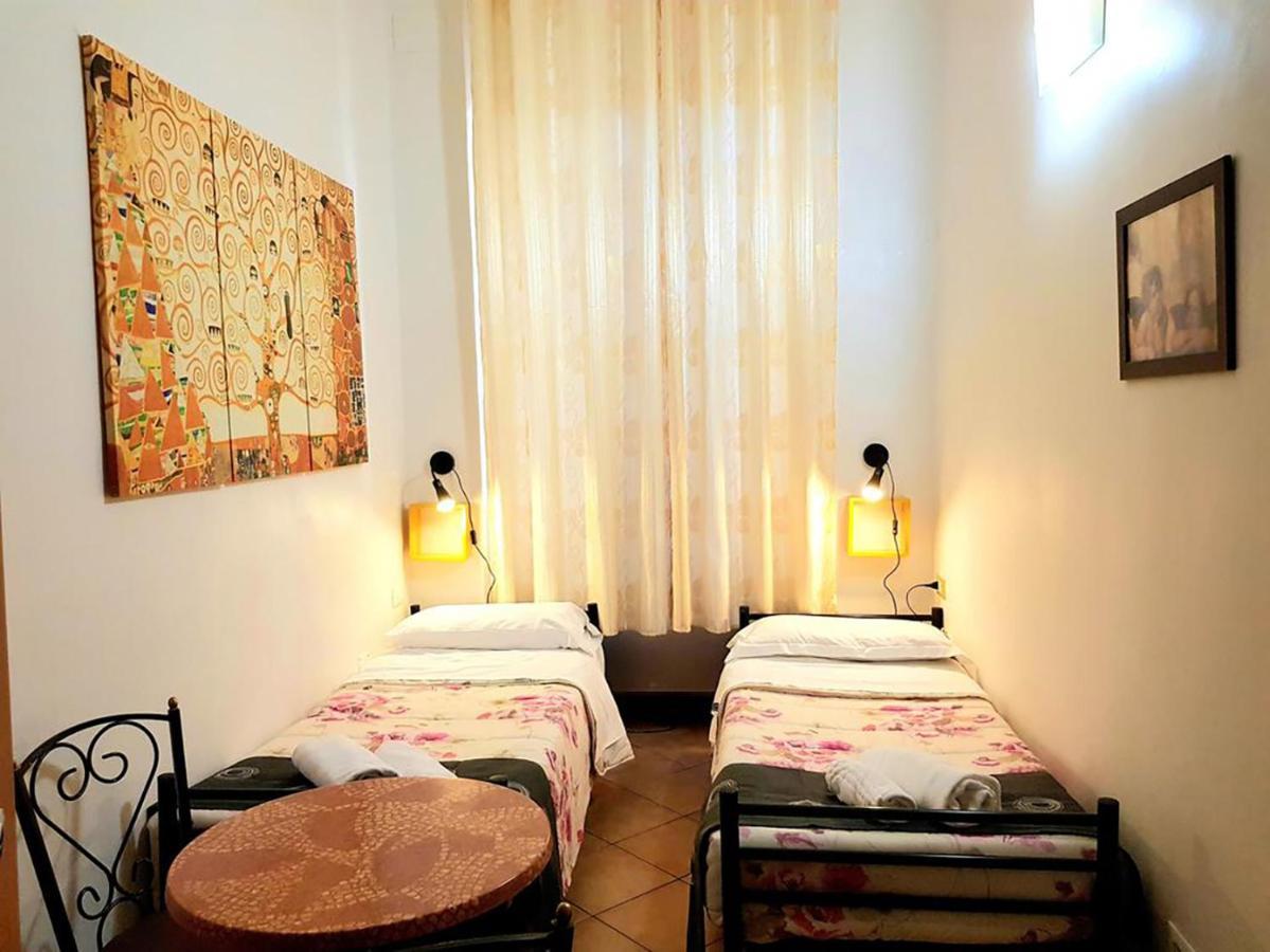 Legend R.G. Hostel Róma Kültér fotó