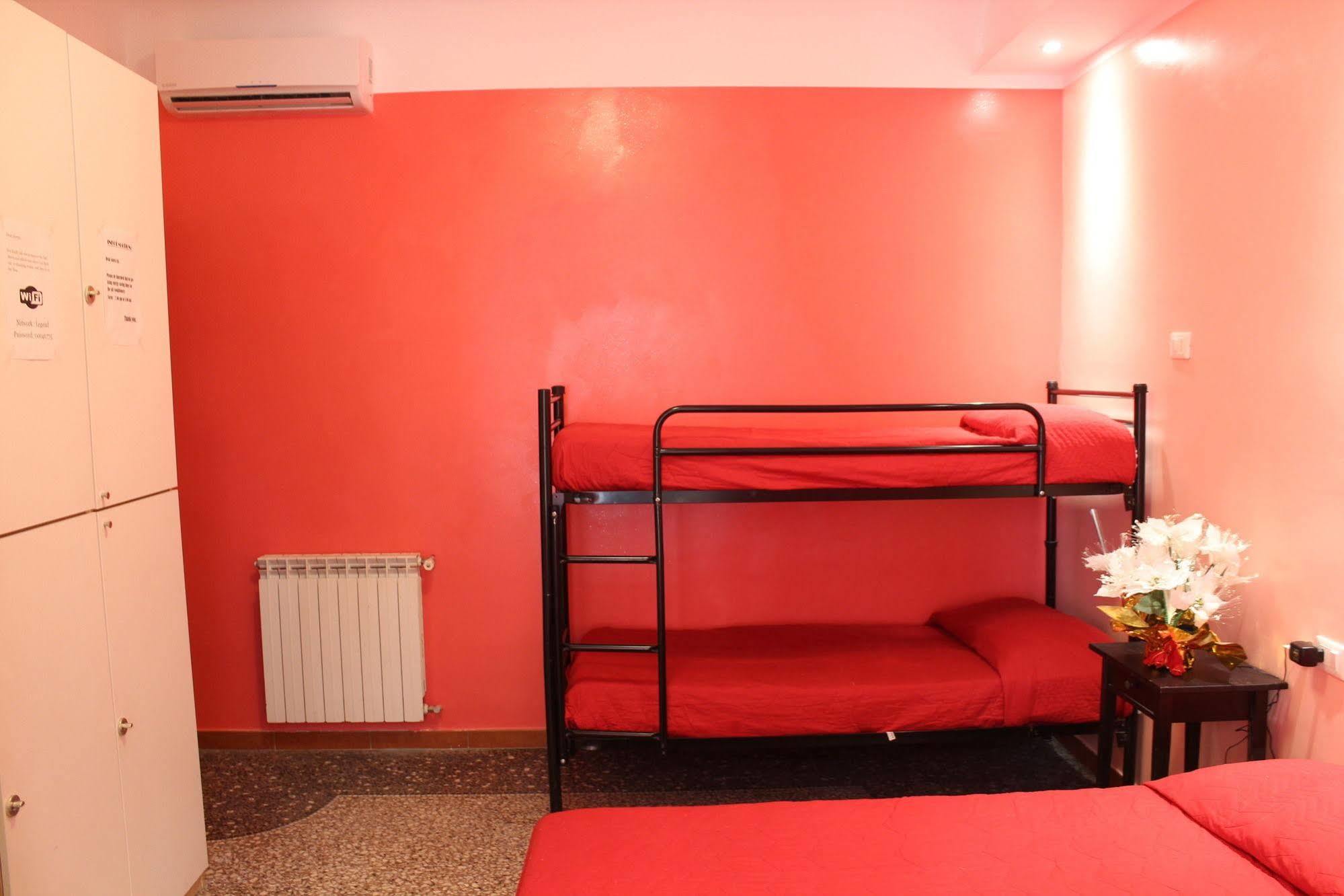 Legend R.G. Hostel Róma Kültér fotó